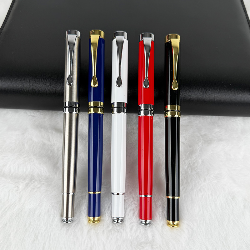 Ручки с гелевыми чернилами